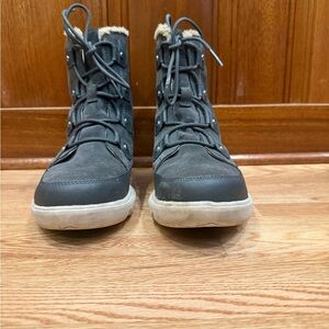 Sorel Cream and Gray Winter Boots